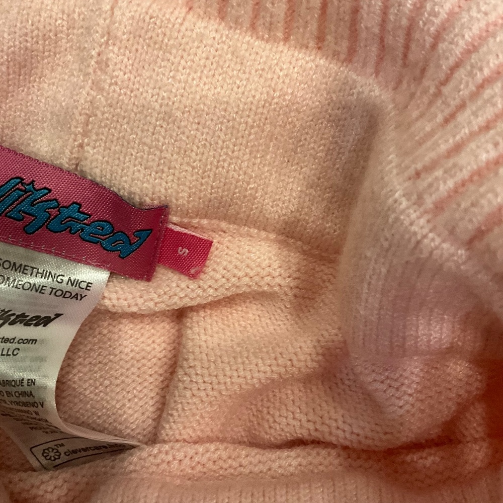 EDIKTED Pink Desiree flare bottom and zip up long sleeve - Picture 2 of 6